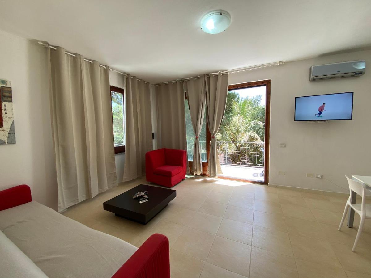 Sabrina Apartments 皮诺港 外观 照片